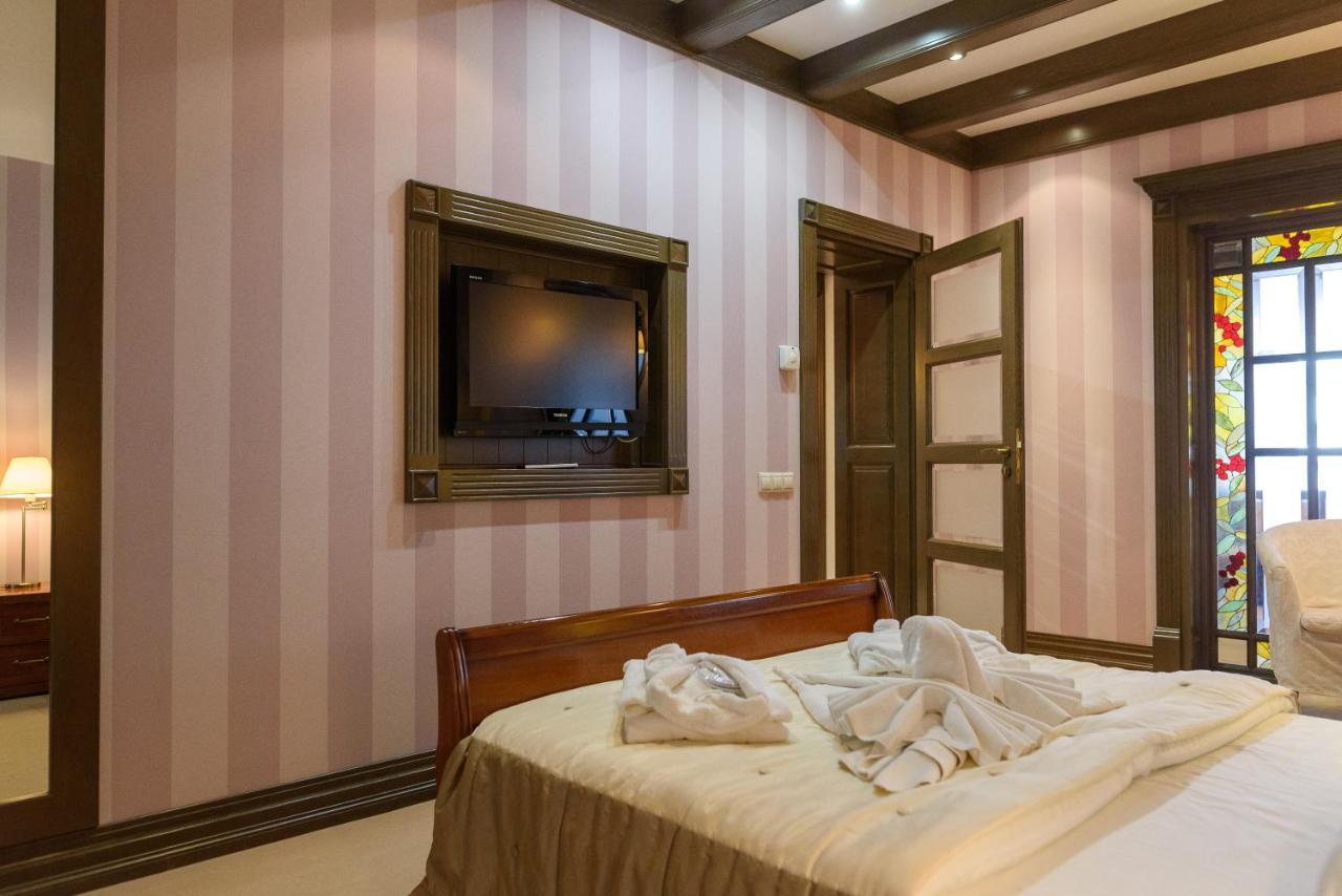 Apart-Hotel Chale Graal ตรุสคาเวตส์ ภายนอก รูปภาพ