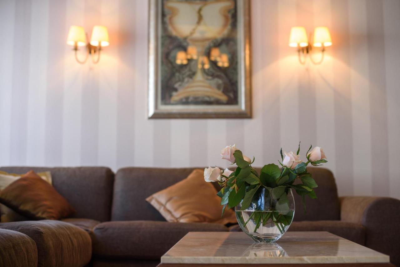 Apart-Hotel Chale Graal ตรุสคาเวตส์ ภายนอก รูปภาพ